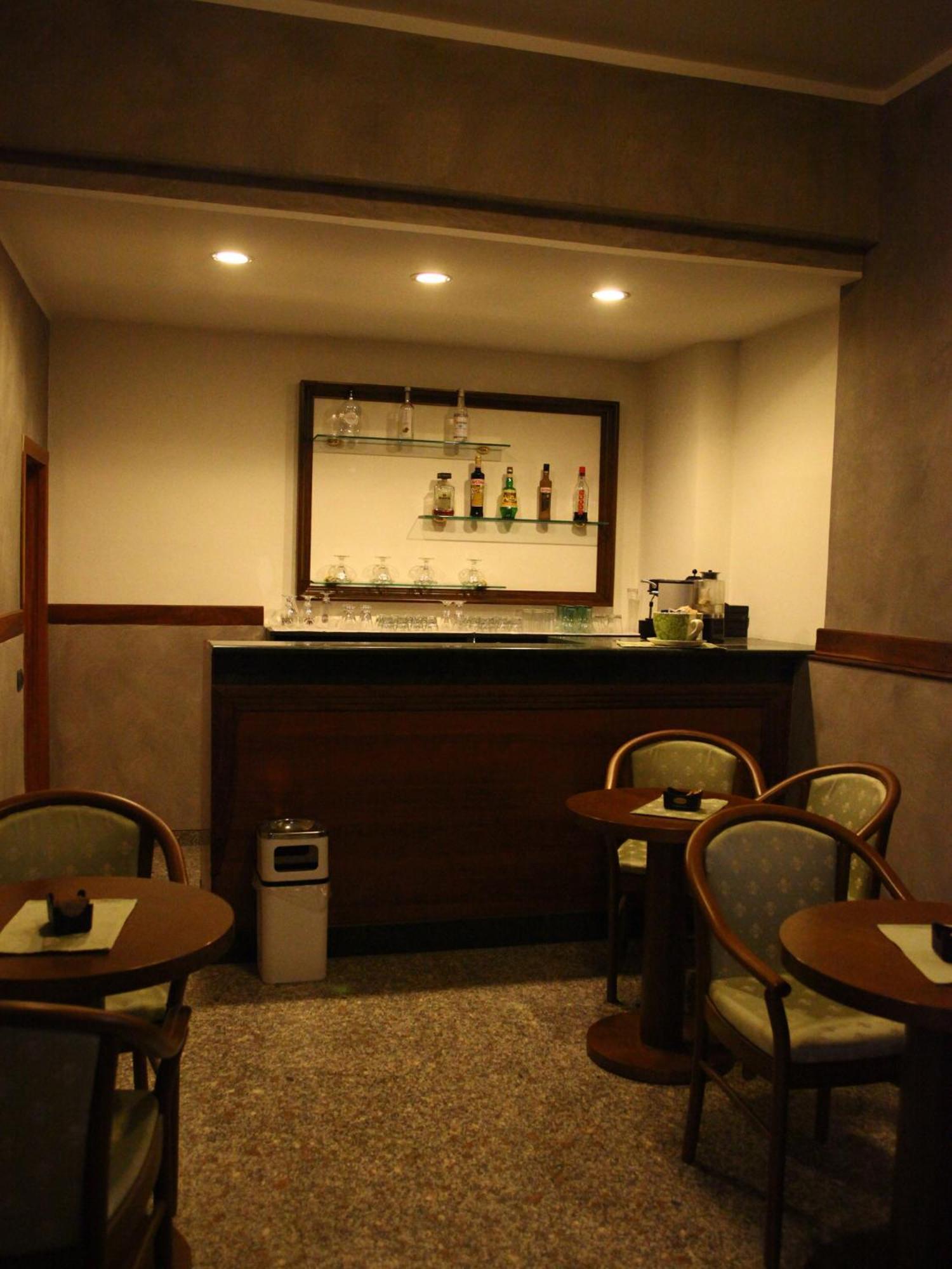 皮内塔酒店 卡利 外观 照片
